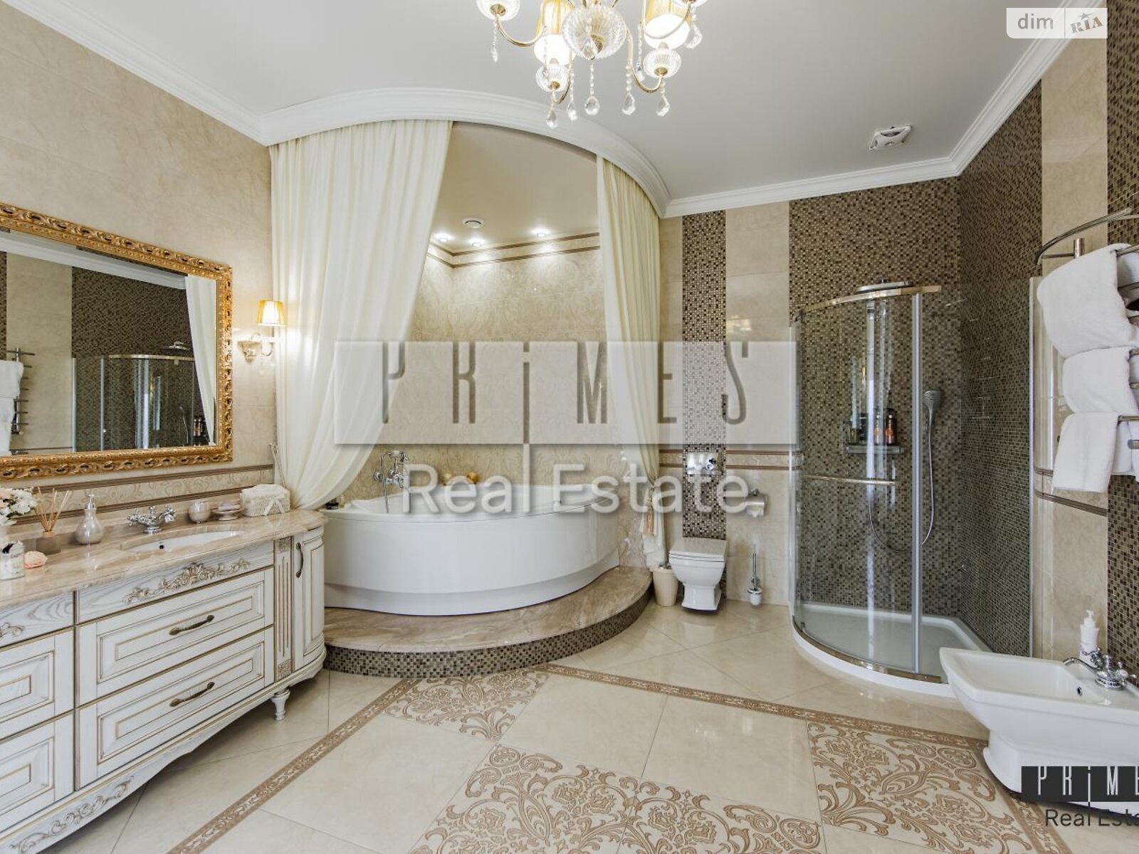 трехэтажный дом с верандой, 388 кв. м, кирпич. Продажа в Бобрице фото 1 трехэтажный дом с верандой, 388 кв. м, кирпич. Продажа в Бобрице фото 1
