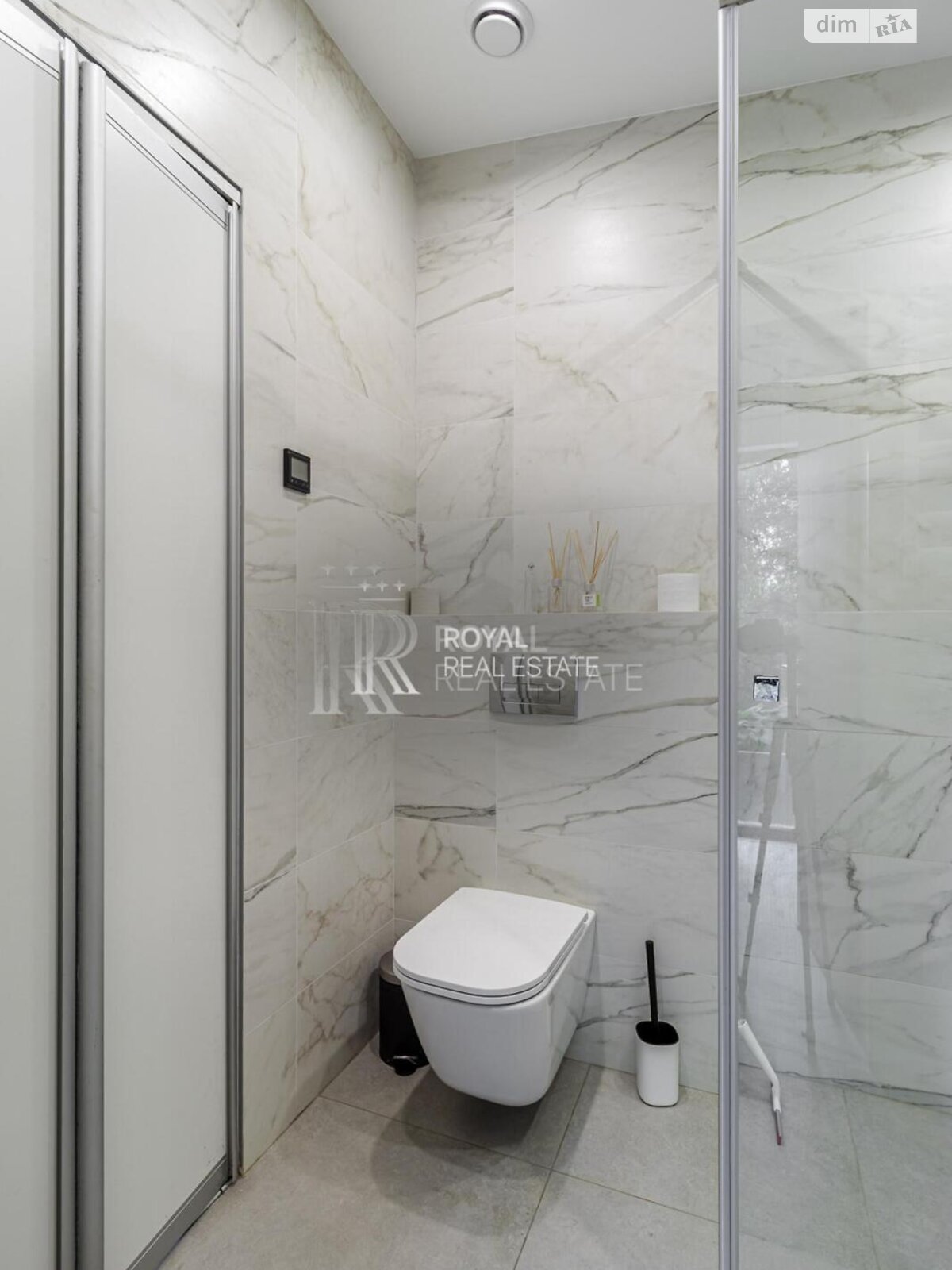 двоповерховий будинок, 211.8 кв. м, цегла. Продаж у Бобриці фото 1 двоповерховий будинок, 211.8 кв. м, цегла. Продаж у Бобриці фото 1