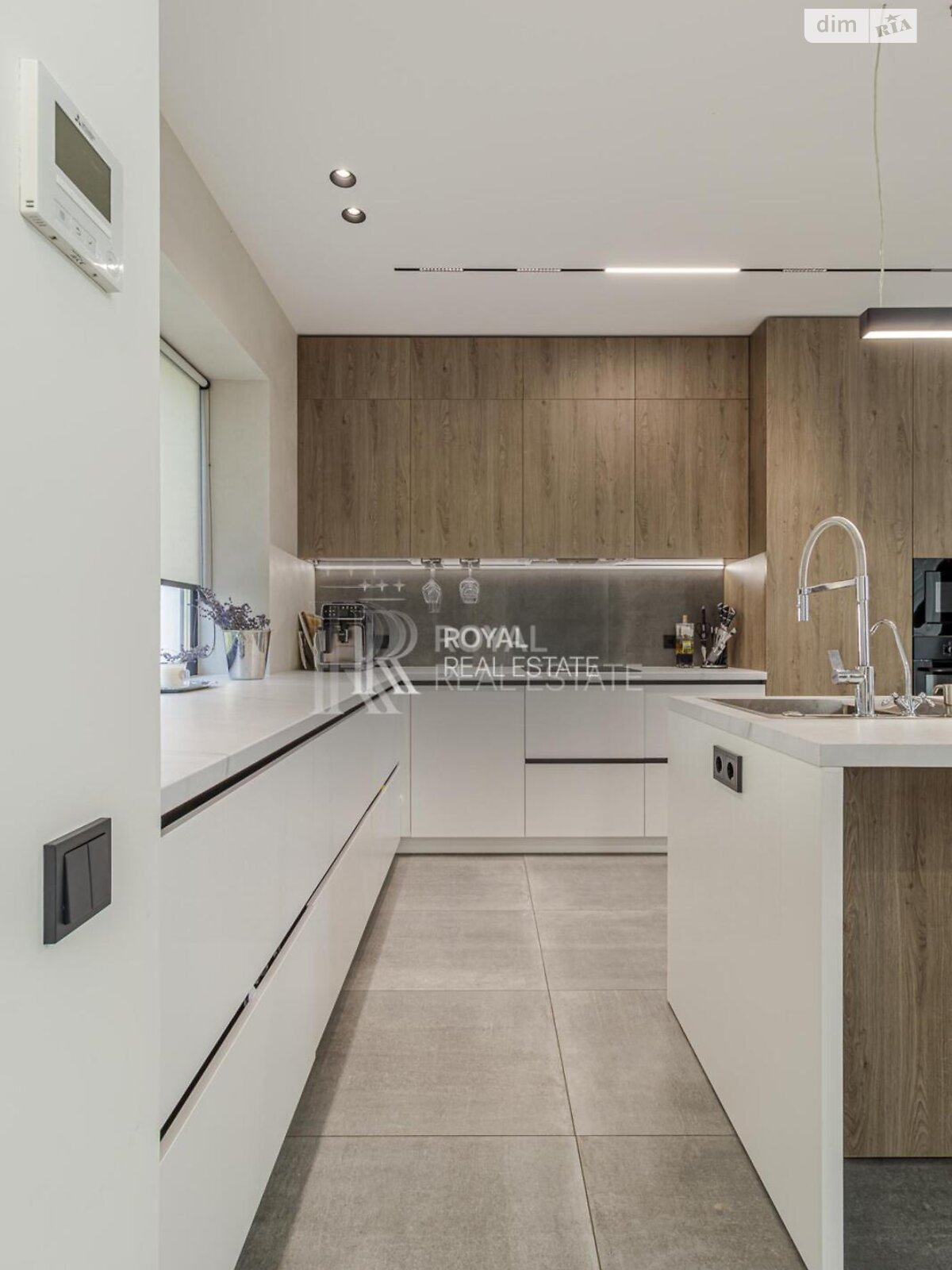 двоповерховий будинок, 211.8 кв. м, цегла. Продаж у Бобриці фото 1 двоповерховий будинок, 211.8 кв. м, цегла. Продаж у Бобриці фото 1