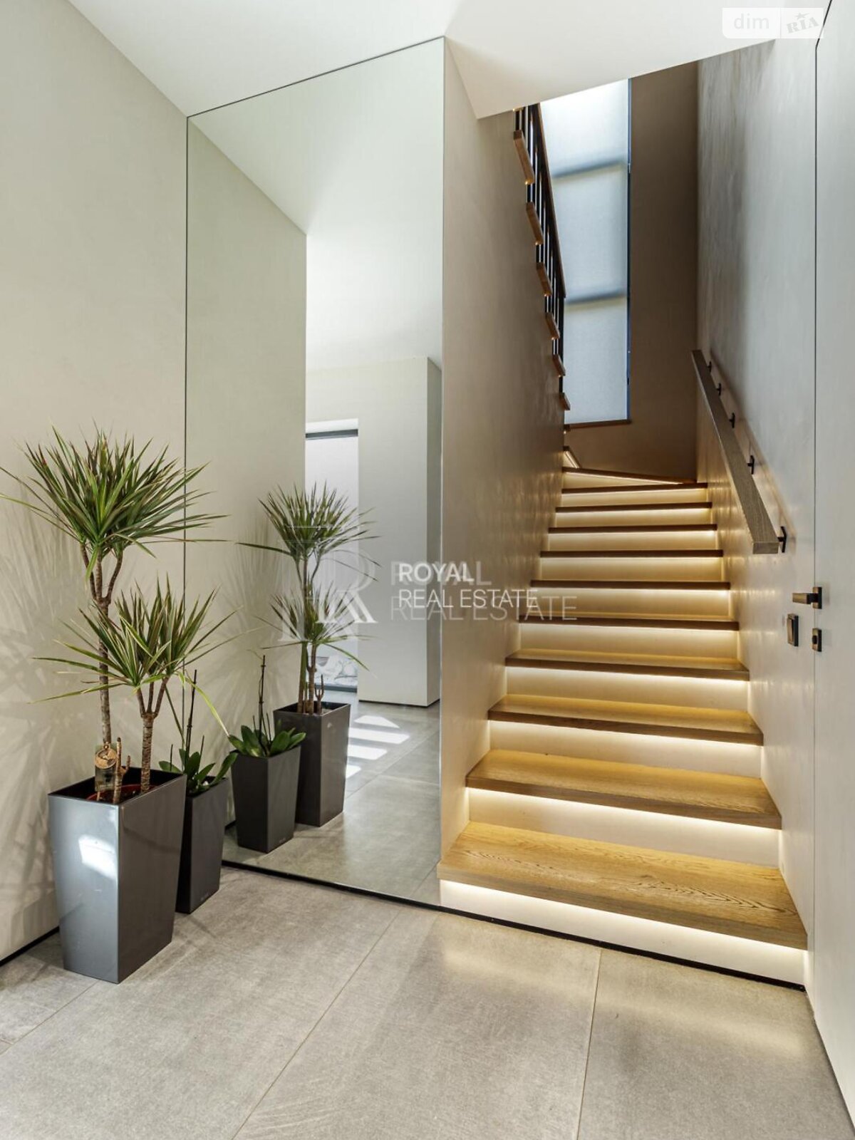 двоповерховий будинок, 211.8 кв. м, цегла. Продаж у Бобриці фото 1 двоповерховий будинок, 211.8 кв. м, цегла. Продаж у Бобриці фото 1