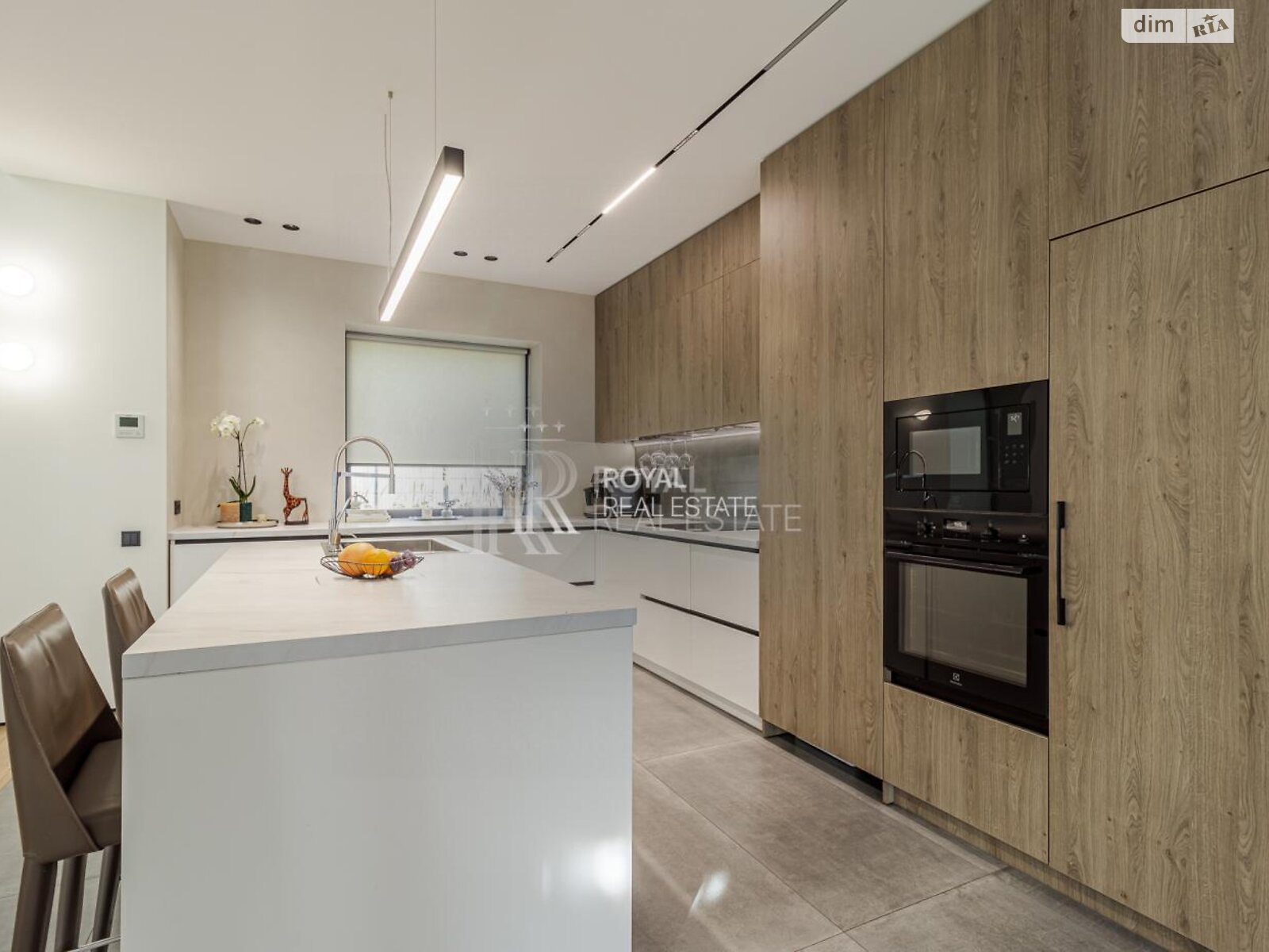 двоповерховий будинок, 211.8 кв. м, цегла. Продаж у Бобриці фото 1 двоповерховий будинок, 211.8 кв. м, цегла. Продаж у Бобриці фото 1