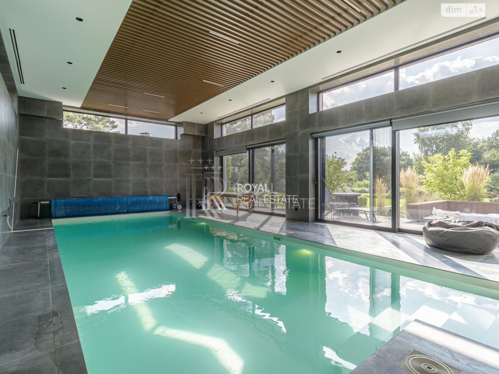 двоповерховий будинок, 211.8 кв. м, цегла. Продаж у Бобриці фото 1 двоповерховий будинок, 211.8 кв. м, цегла. Продаж у Бобриці фото 1