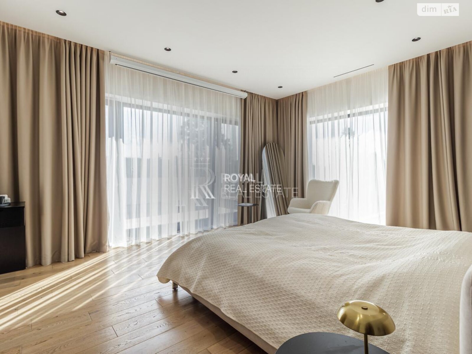 двоповерховий будинок, 211.8 кв. м, цегла. Продаж у Бобриці фото 1 двоповерховий будинок, 211.8 кв. м, цегла. Продаж у Бобриці фото 1