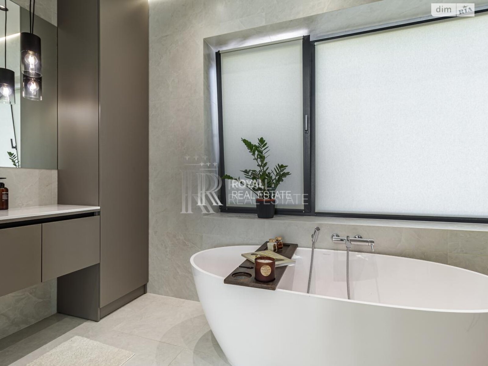 двоповерховий будинок, 211.8 кв. м, цегла. Продаж у Бобриці фото 1 двоповерховий будинок, 211.8 кв. м, цегла. Продаж у Бобриці фото 1