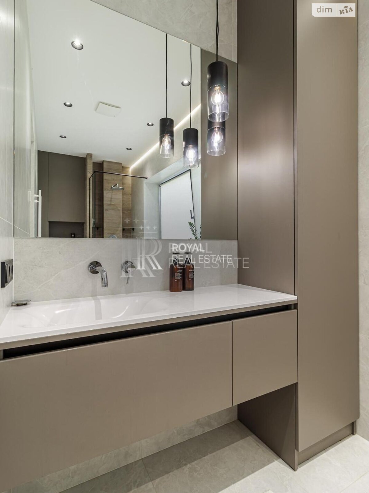 двоповерховий будинок, 211.8 кв. м, цегла. Продаж у Бобриці фото 1 двоповерховий будинок, 211.8 кв. м, цегла. Продаж у Бобриці фото 1