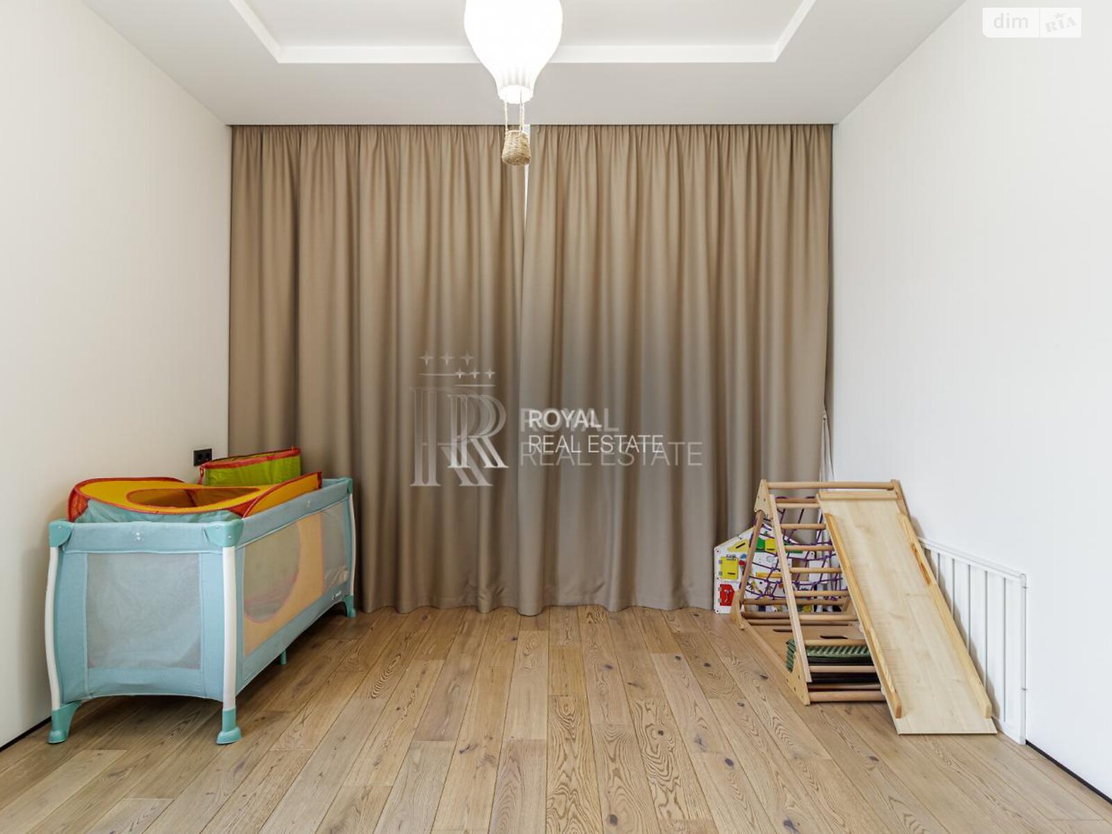 двоповерховий будинок, 211.8 кв. м, цегла. Продаж у Бобриці фото 1 двоповерховий будинок, 211.8 кв. м, цегла. Продаж у Бобриці фото 1