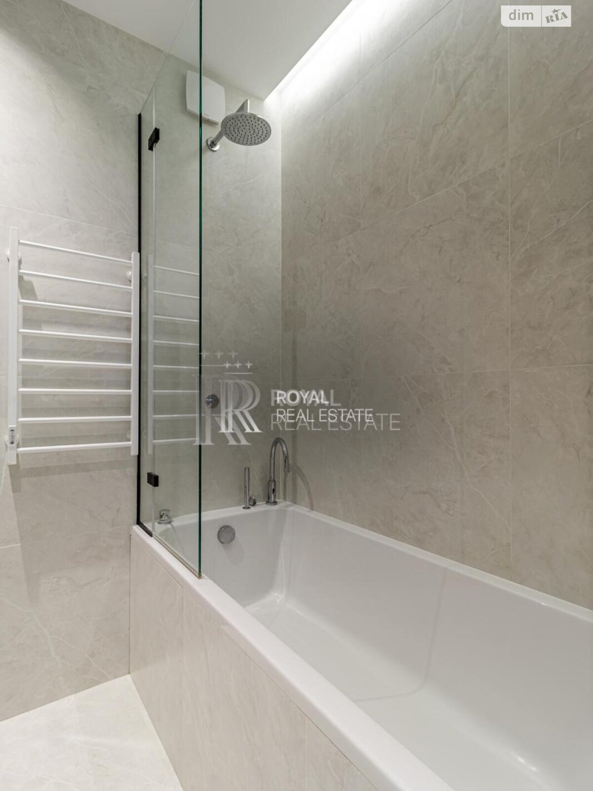 двоповерховий будинок, 211.8 кв. м, цегла. Продаж у Бобриці фото 1 двоповерховий будинок, 211.8 кв. м, цегла. Продаж у Бобриці фото 1