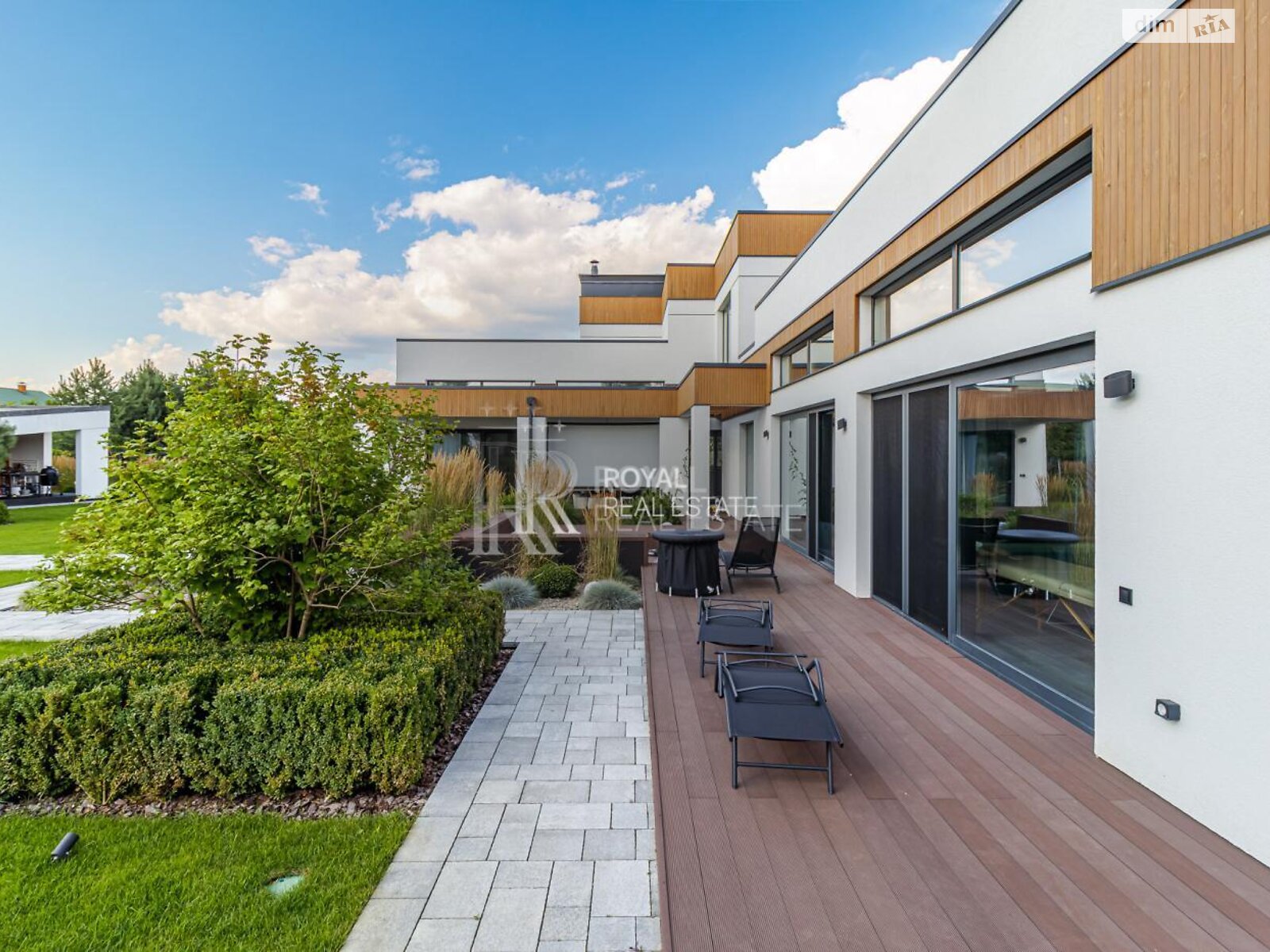 двоповерховий будинок, 211.8 кв. м, цегла. Продаж у Бобриці фото 1 двоповерховий будинок, 211.8 кв. м, цегла. Продаж у Бобриці фото 1