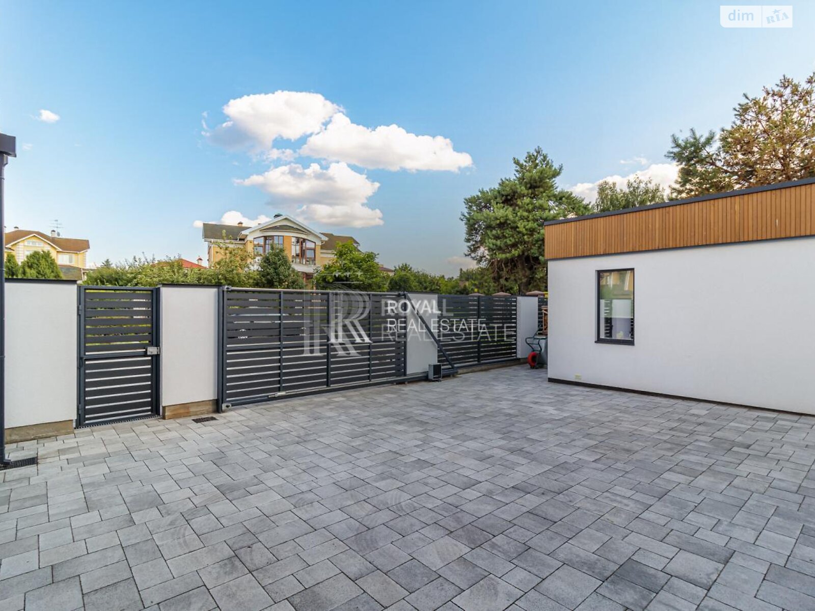 двоповерховий будинок, 211.8 кв. м, цегла. Продаж у Бобриці фото 1 двоповерховий будинок, 211.8 кв. м, цегла. Продаж у Бобриці фото 1