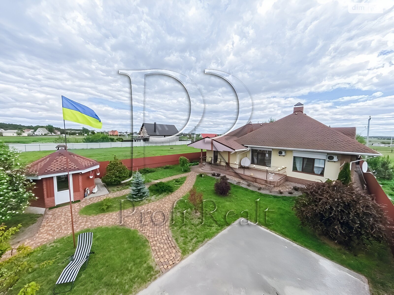двоповерховий будинок з гаражем, 162.5 кв. м, цегла. Продаж у Богданівці фото 1 двоповерховий будинок з гаражем, 162.5 кв. м, цегла. Продаж у Богданівці фото 1