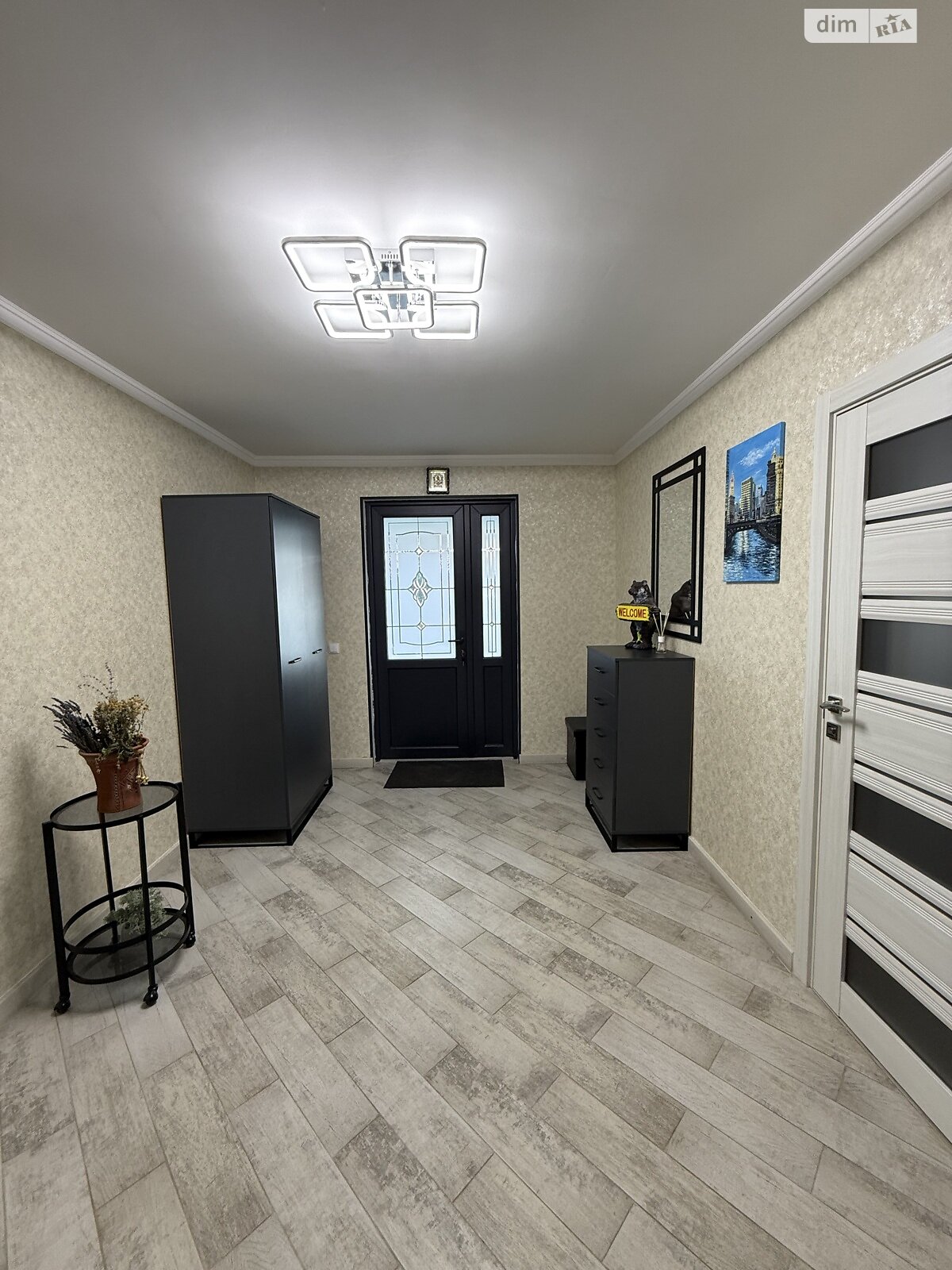 одноэтажный дом с гаражом, 101 кв. м, кирпич. Продажа в Боголюбах фото 1