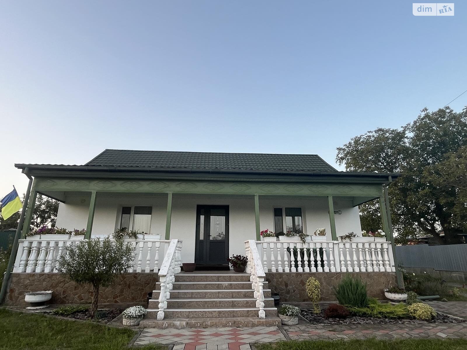 одноэтажный дом с гаражом, 101 кв. м, кирпич. Продажа в Боголюбах фото 1