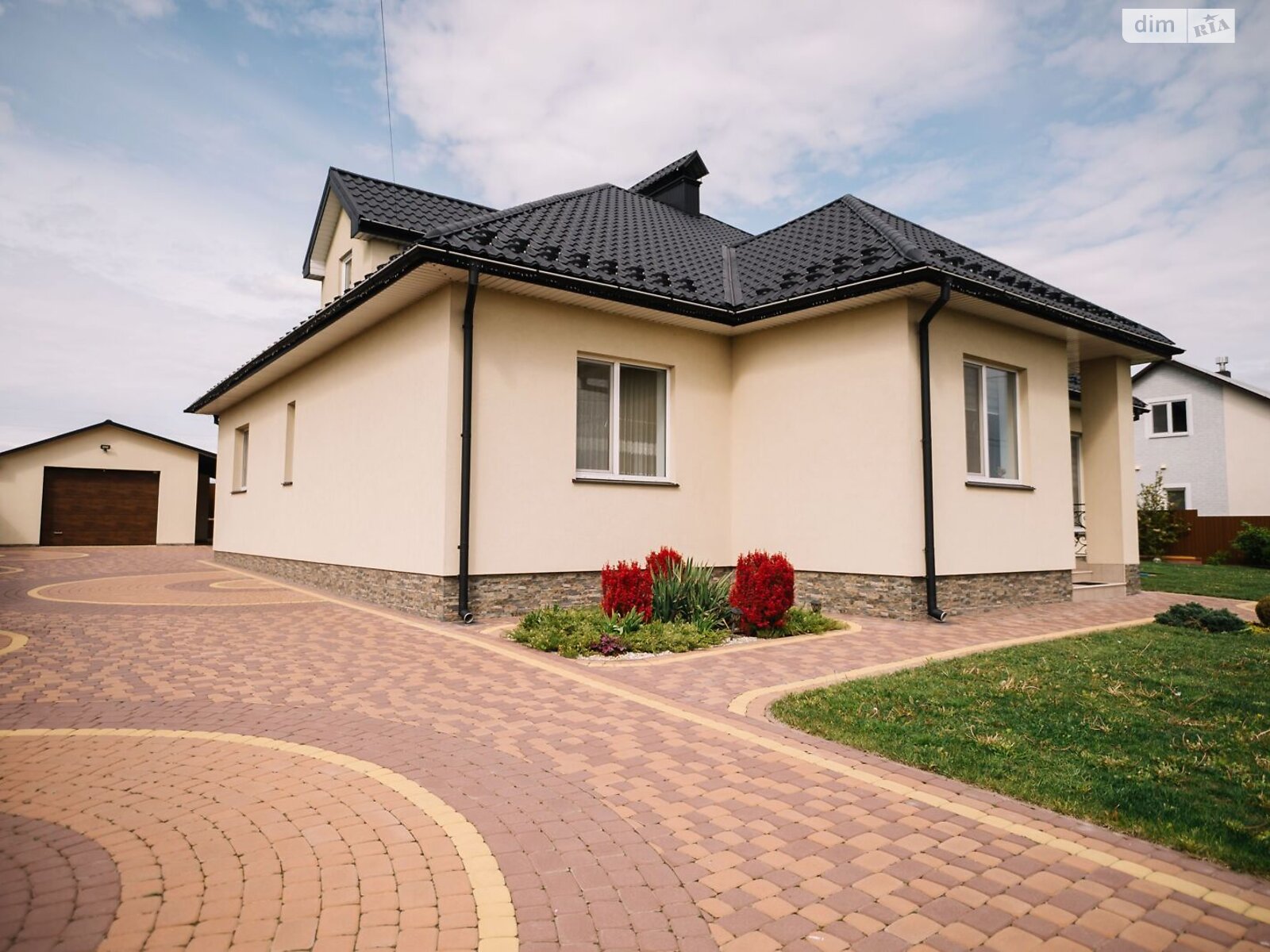 одноэтажный дом с отоплением, 202 кв. м, пеноблок. Продажа в Боголюбах фото 1 одноэтажный дом с отоплением, 202 кв. м, пеноблок. Продажа в Боголюбах фото 1