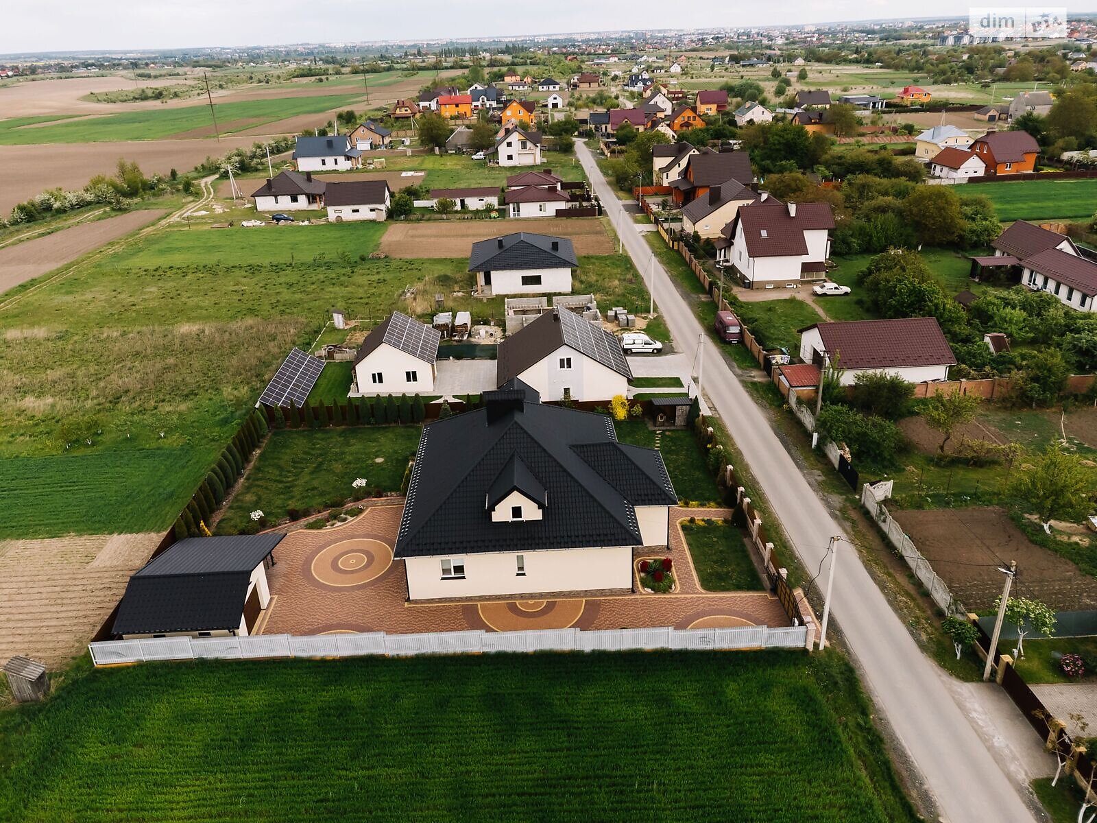 одноэтажный дом с отоплением, 202 кв. м, пеноблок. Продажа в Боголюбах фото 1 одноэтажный дом с отоплением, 202 кв. м, пеноблок. Продажа в Боголюбах фото 1