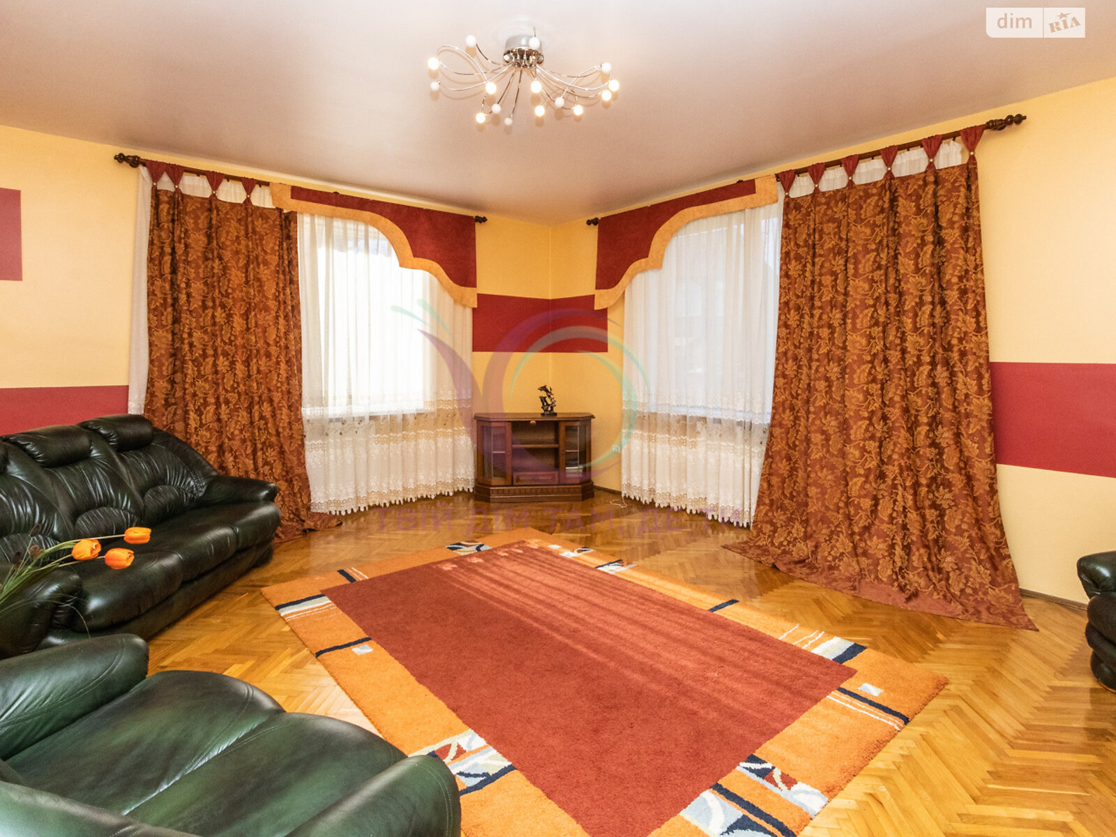 двоповерховий будинок, 240 кв. м, цегла. Продаж у Богородчанах фото 1 двоповерховий будинок, 240 кв. м, цегла. Продаж у Богородчанах фото 1