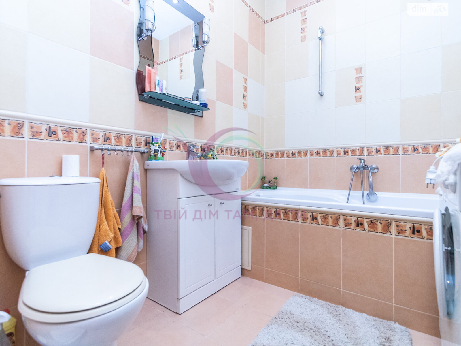 двоповерховий будинок, 240 кв. м, цегла. Продаж у Богородчанах фото 1 двоповерховий будинок, 240 кв. м, цегла. Продаж у Богородчанах фото 1