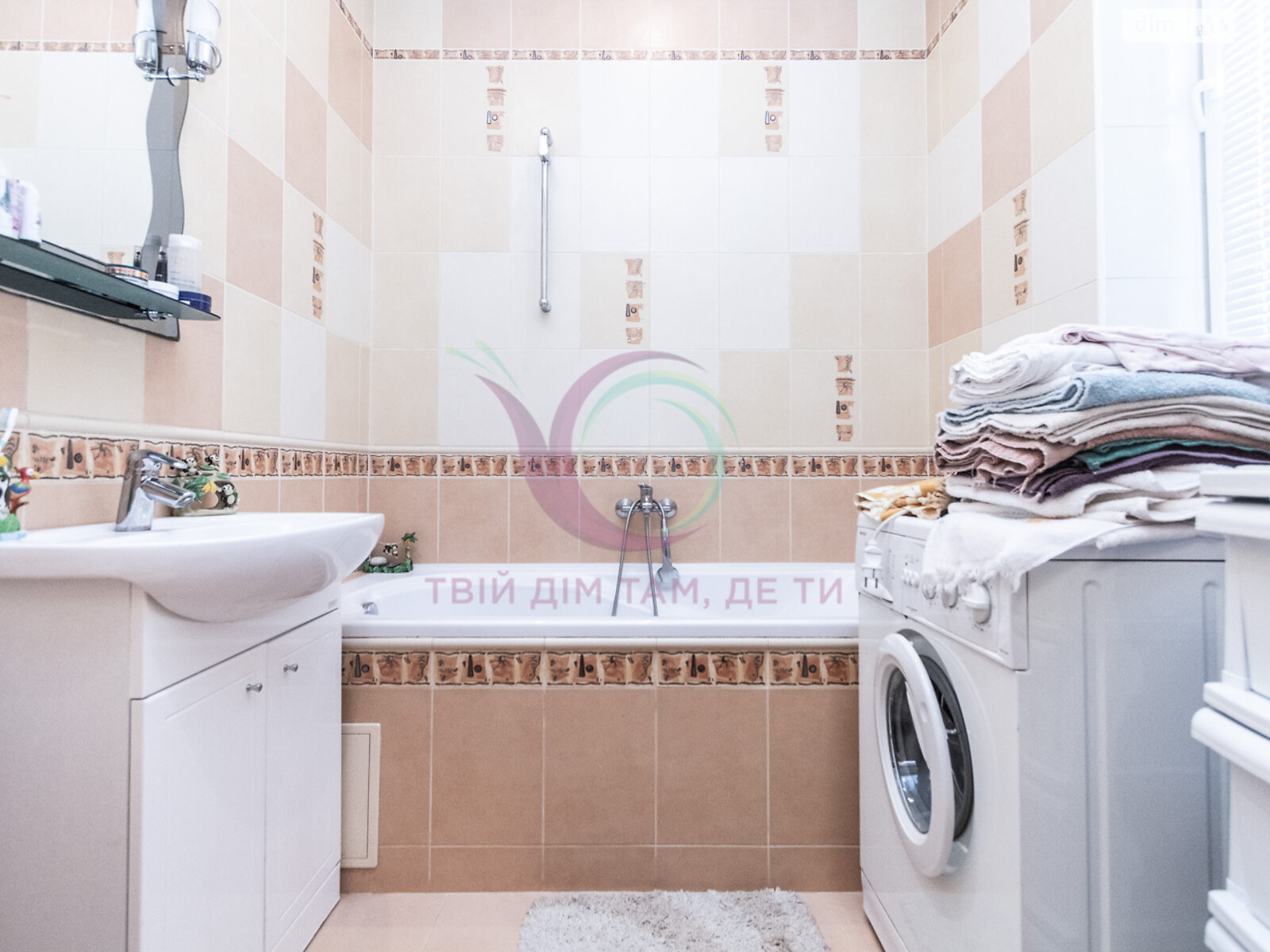 двоповерховий будинок, 240 кв. м, цегла. Продаж у Богородчанах фото 1 двоповерховий будинок, 240 кв. м, цегла. Продаж у Богородчанах фото 1