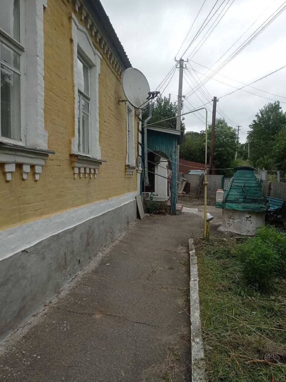 одноэтажный дом с гаражом, 90 кв. м, кирпич. Продажа в Богуславе фото 1 одноэтажный дом с гаражом, 90 кв. м, кирпич. Продажа в Богуславе фото 1