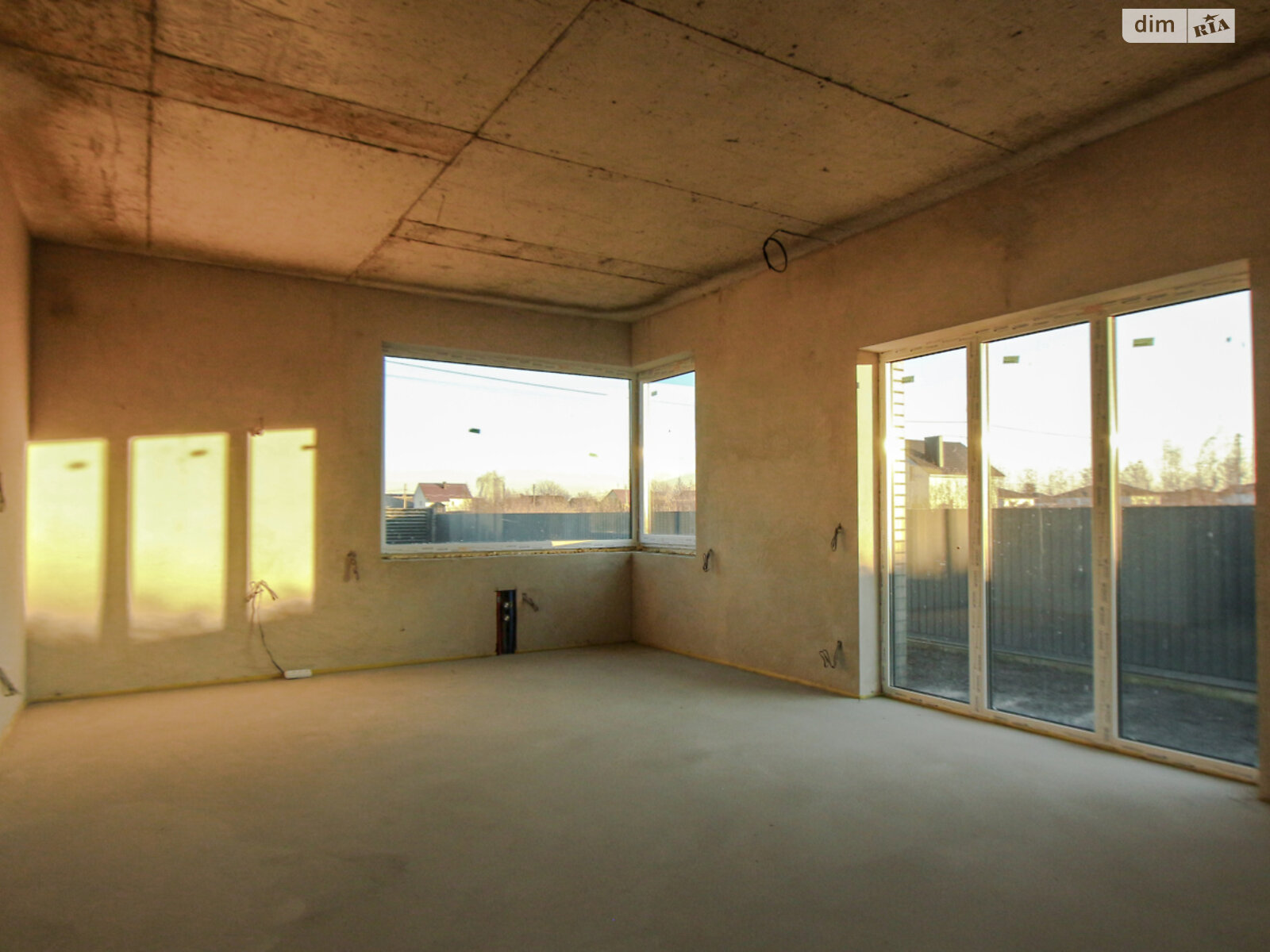 одноэтажный дом с верандой, 165 кв. м, кирпич. Продажа в Боратине фото 1