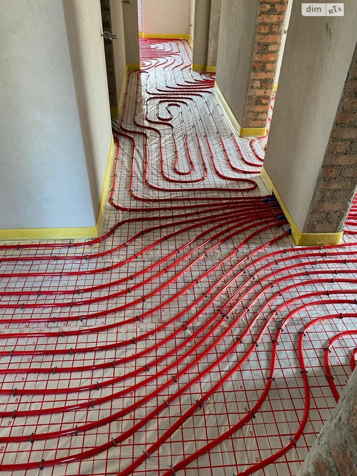 одноэтажный дом с верандой, 165 кв. м, кирпич. Продажа в Боратине фото 1