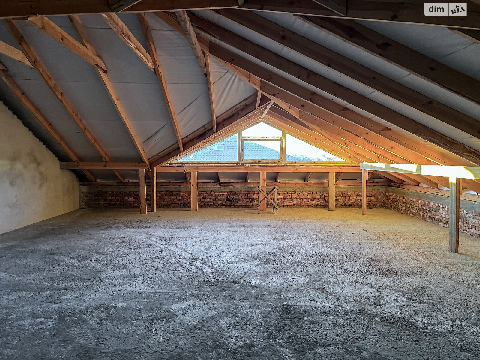 одноэтажный дом с верандой, 165 кв. м, кирпич. Продажа в Боратине фото 1