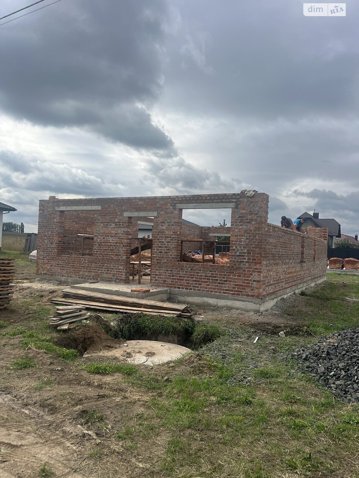 одноэтажный дом с отоплением, 110.75 кв. м, кирпич. Продажа в Боратине район Центр фото 1 одноэтажный дом с отоплением, 110.75 кв. м, кирпич. Продажа в Боратине район Центр фото 1