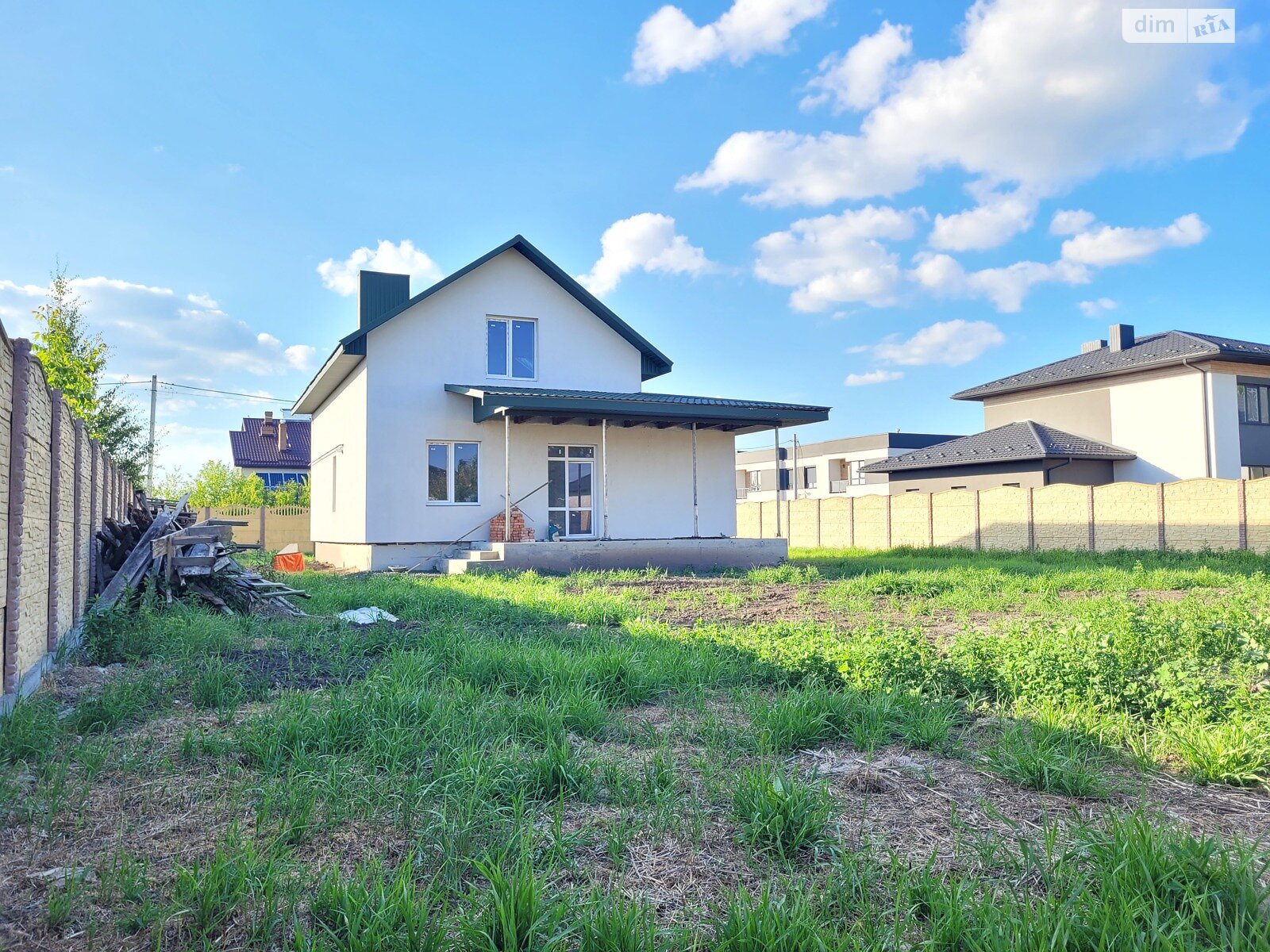 двухэтажный дом с отоплением, 150 кв. м, кирпич. Продажа в Боратине фото 1 двухэтажный дом с отоплением, 150 кв. м, кирпич. Продажа в Боратине фото 1