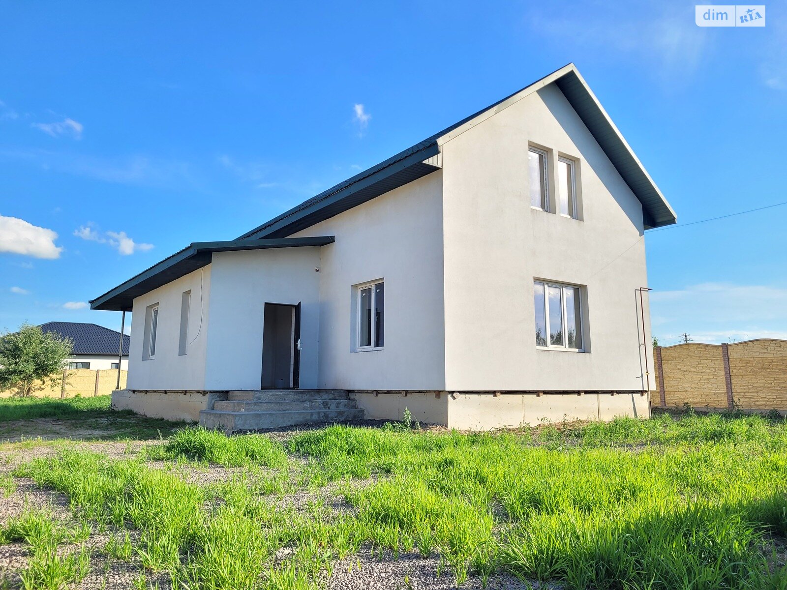 двухэтажный дом с отоплением, 150 кв. м, кирпич. Продажа в Боратине фото 1 двухэтажный дом с отоплением, 150 кв. м, кирпич. Продажа в Боратине фото 1