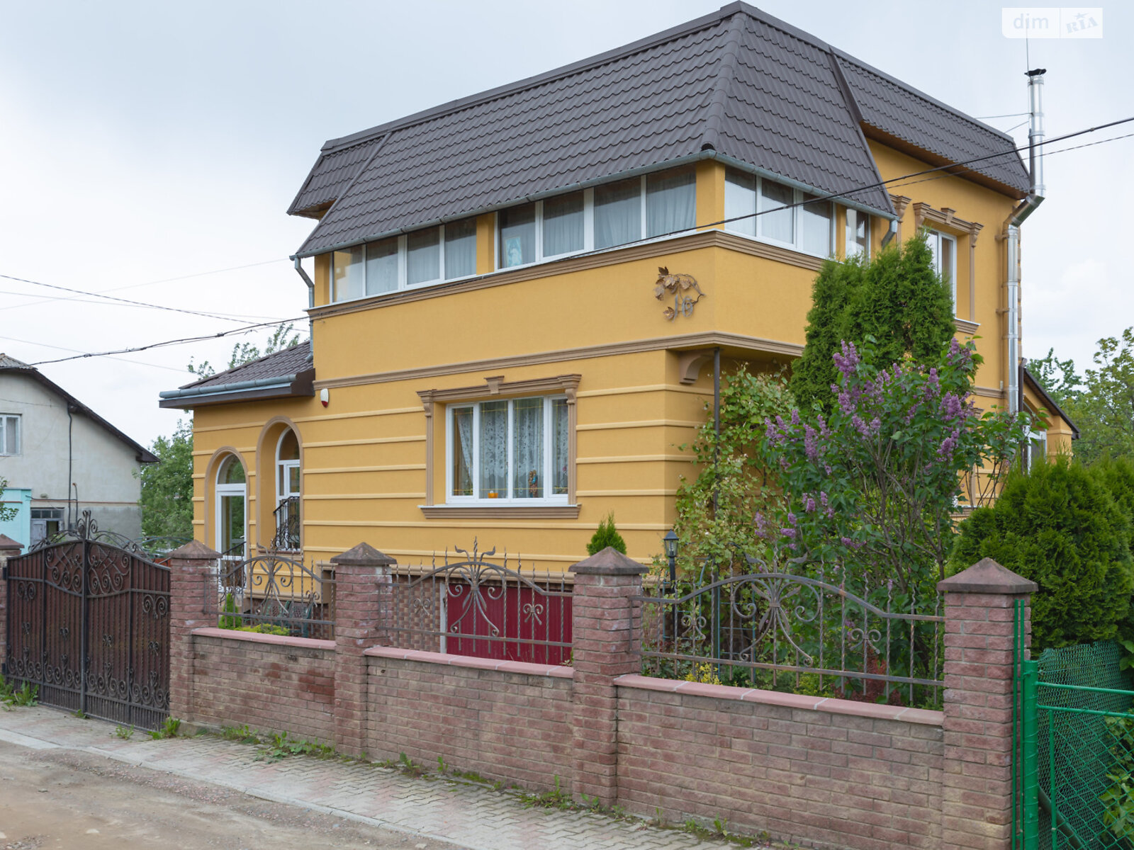 двухэтажный дом веранда, 190 кв. м, кирпич. Продажа в Бориславе район Баня Котовска фото 1