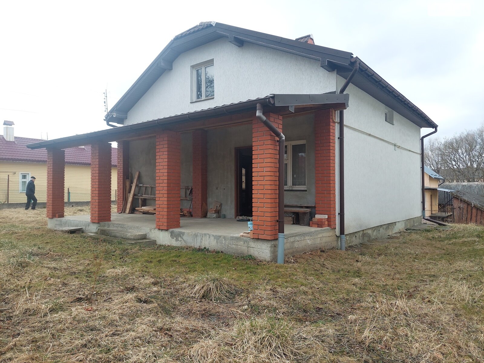 одноэтажный дом с отоплением, 88 кв. м, дерево и кирпич. Продажа в Бориславе район Борислав фото 1 одноэтажный дом с отоплением, 88 кв. м, дерево и кирпич. Продажа в Бориславе район Борислав фото 1