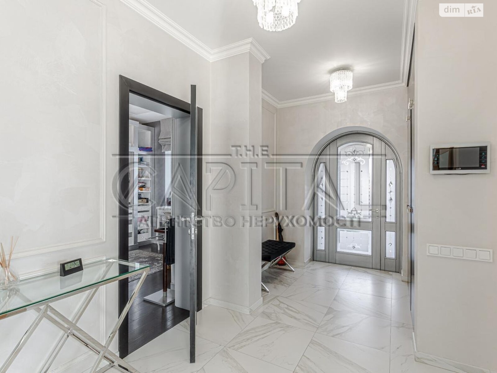одноповерховий будинок, 258 кв. м, цегла. Продаж у Безуглівці фото 1 одноповерховий будинок, 258 кв. м, цегла. Продаж у Безуглівці фото 1