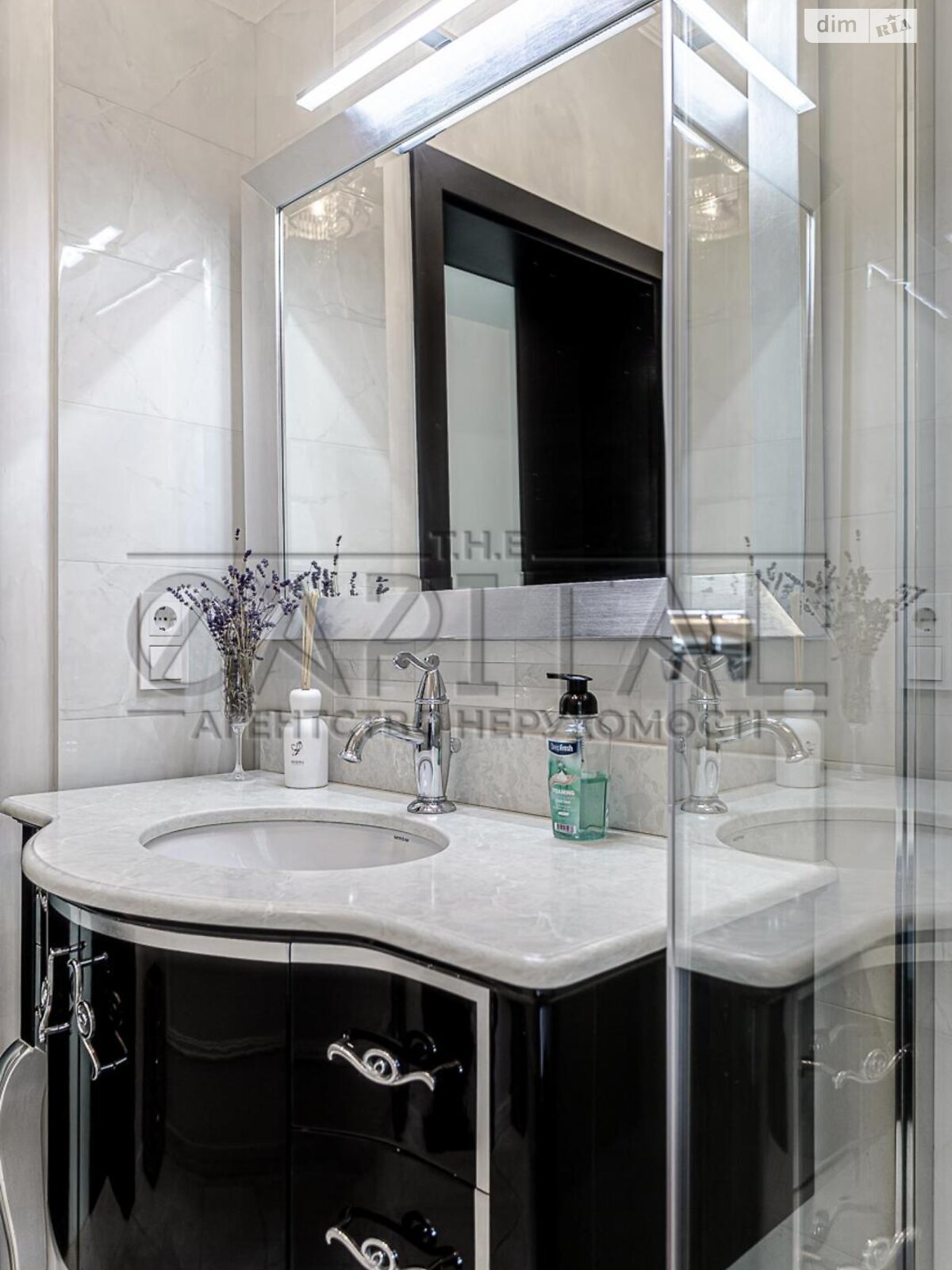 одноэтажный дом, 258 кв. м, кирпич. Продажа в Безугловке фото 1