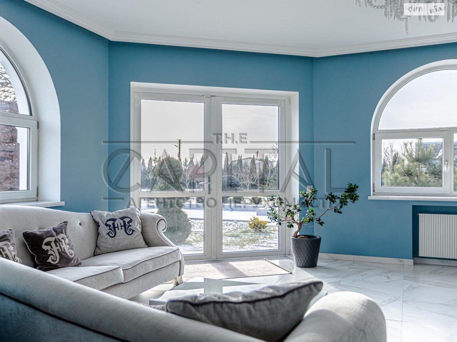 одноэтажный дом, 258 кв. м, кирпич. Продажа в Безугловке фото 1