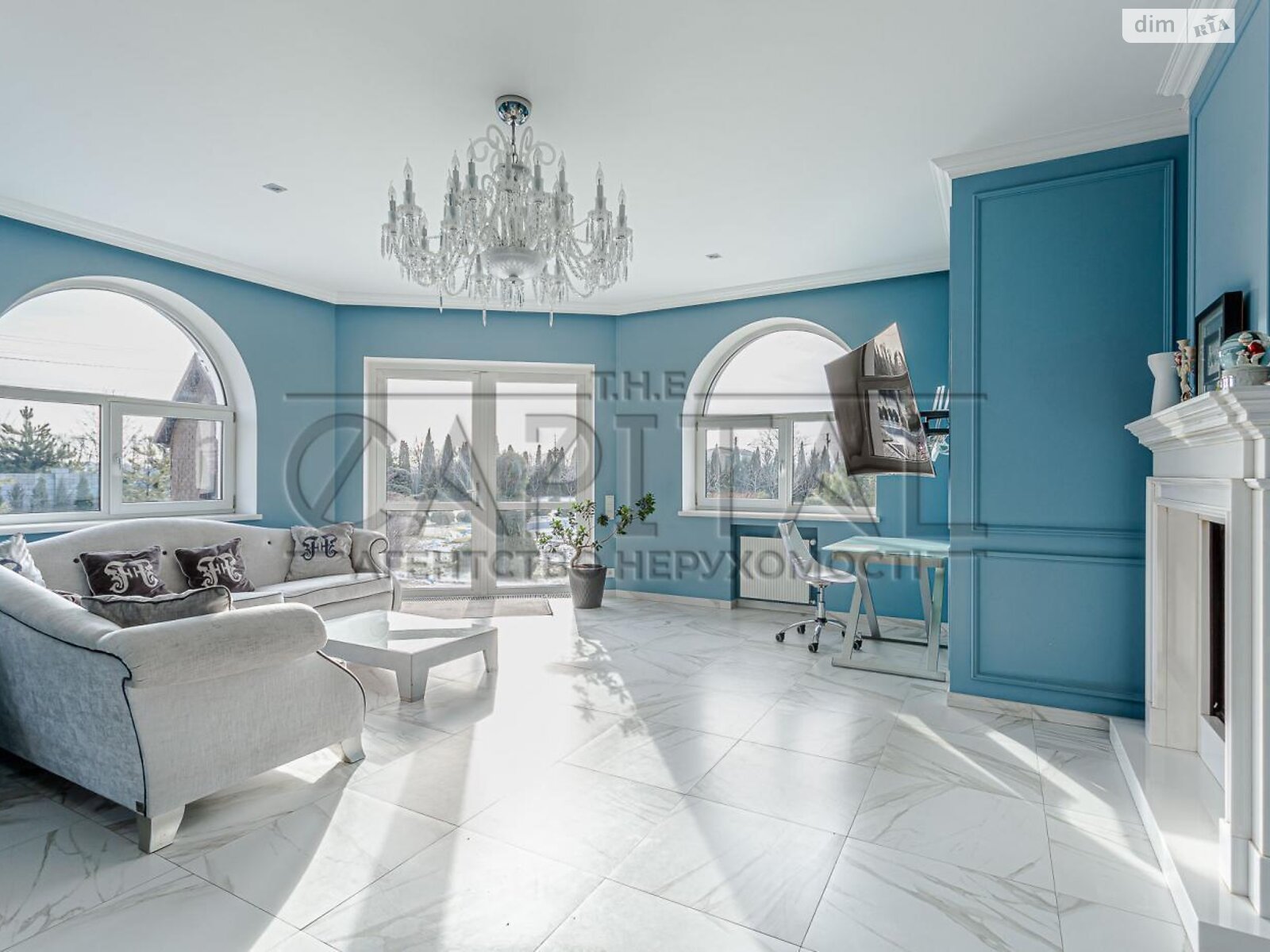 одноэтажный дом, 258 кв. м, кирпич. Продажа в Безугловке фото 1