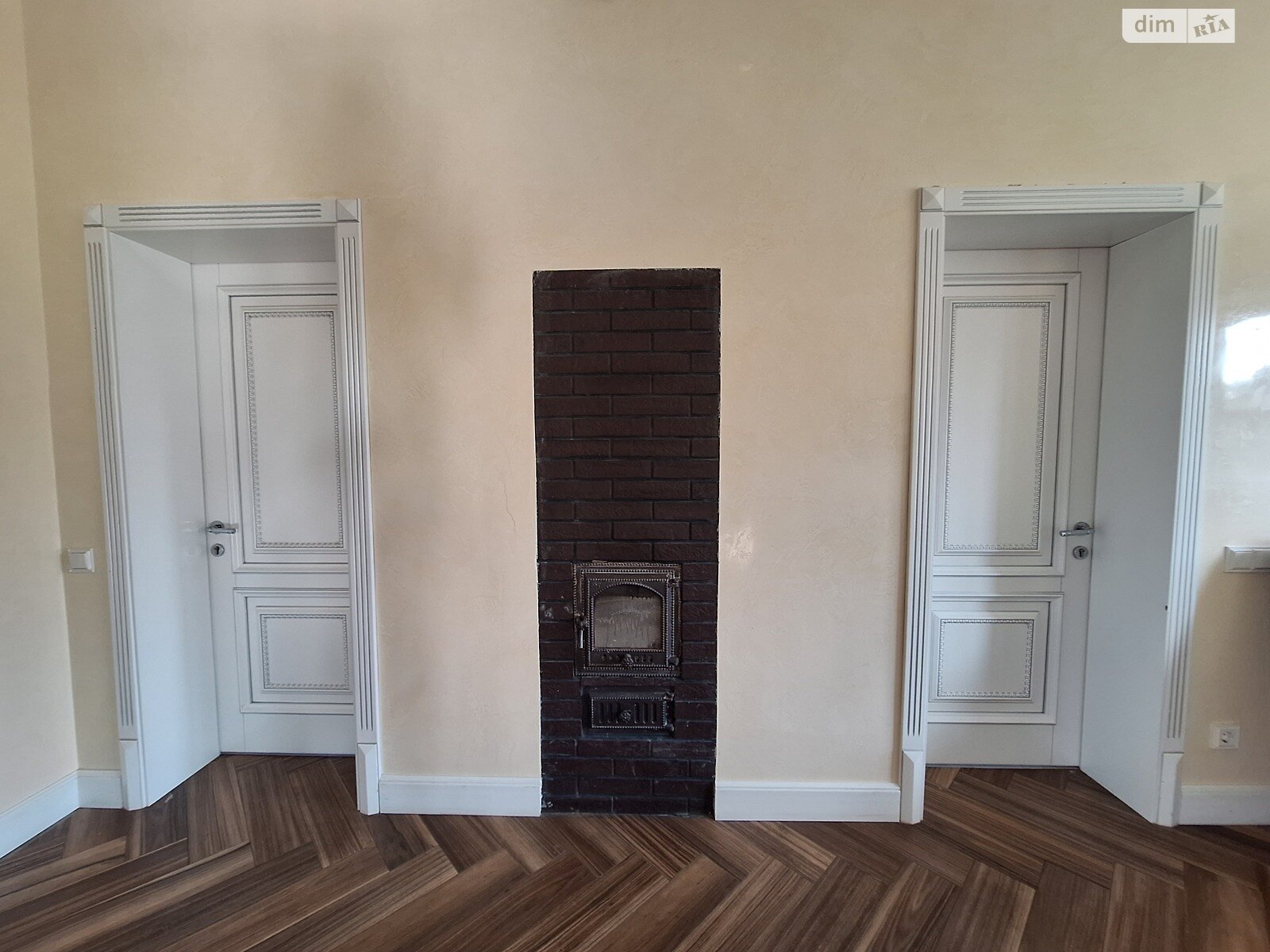 одноэтажный дом с ремонтом, 105 кв. м, кирпич. Продажа в Борисполе район Борисполь фото 1 одноэтажный дом с ремонтом, 105 кв. м, кирпич. Продажа в Борисполе район Борисполь фото 1