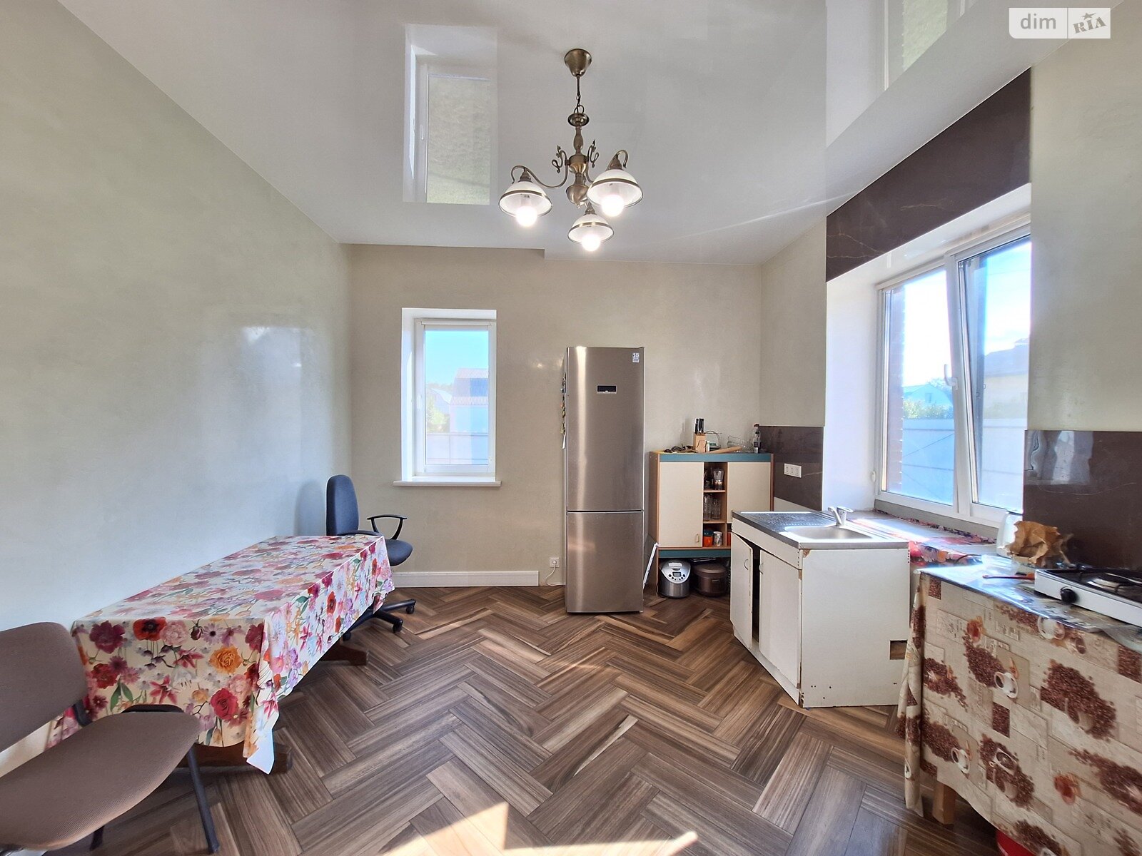 одноэтажный дом с ремонтом, 105 кв. м, кирпич. Продажа в Борисполе район Борисполь фото 1 одноэтажный дом с ремонтом, 105 кв. м, кирпич. Продажа в Борисполе район Борисполь фото 1