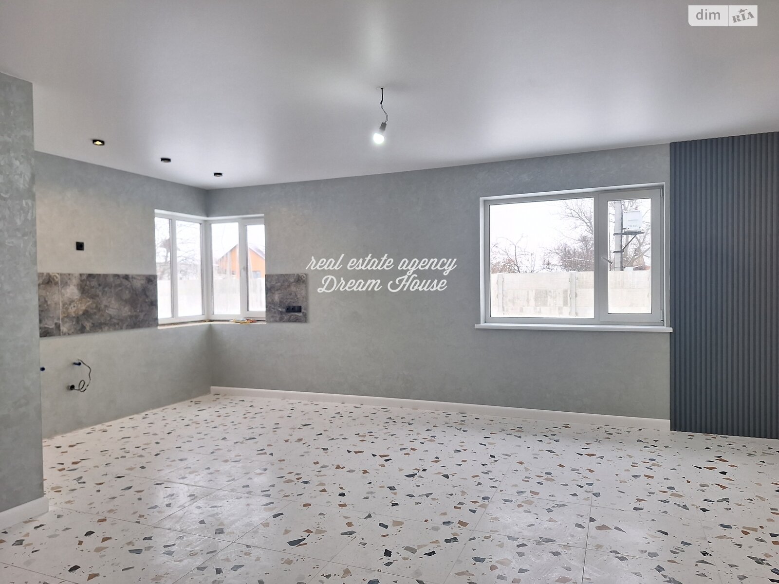 одноэтажный дом с гаражом, 105 кв. м, газобетон. Продажа в Борисполе район Борисполь фото 1 одноэтажный дом с гаражом, 105 кв. м, газобетон. Продажа в Борисполе район Борисполь фото 1
