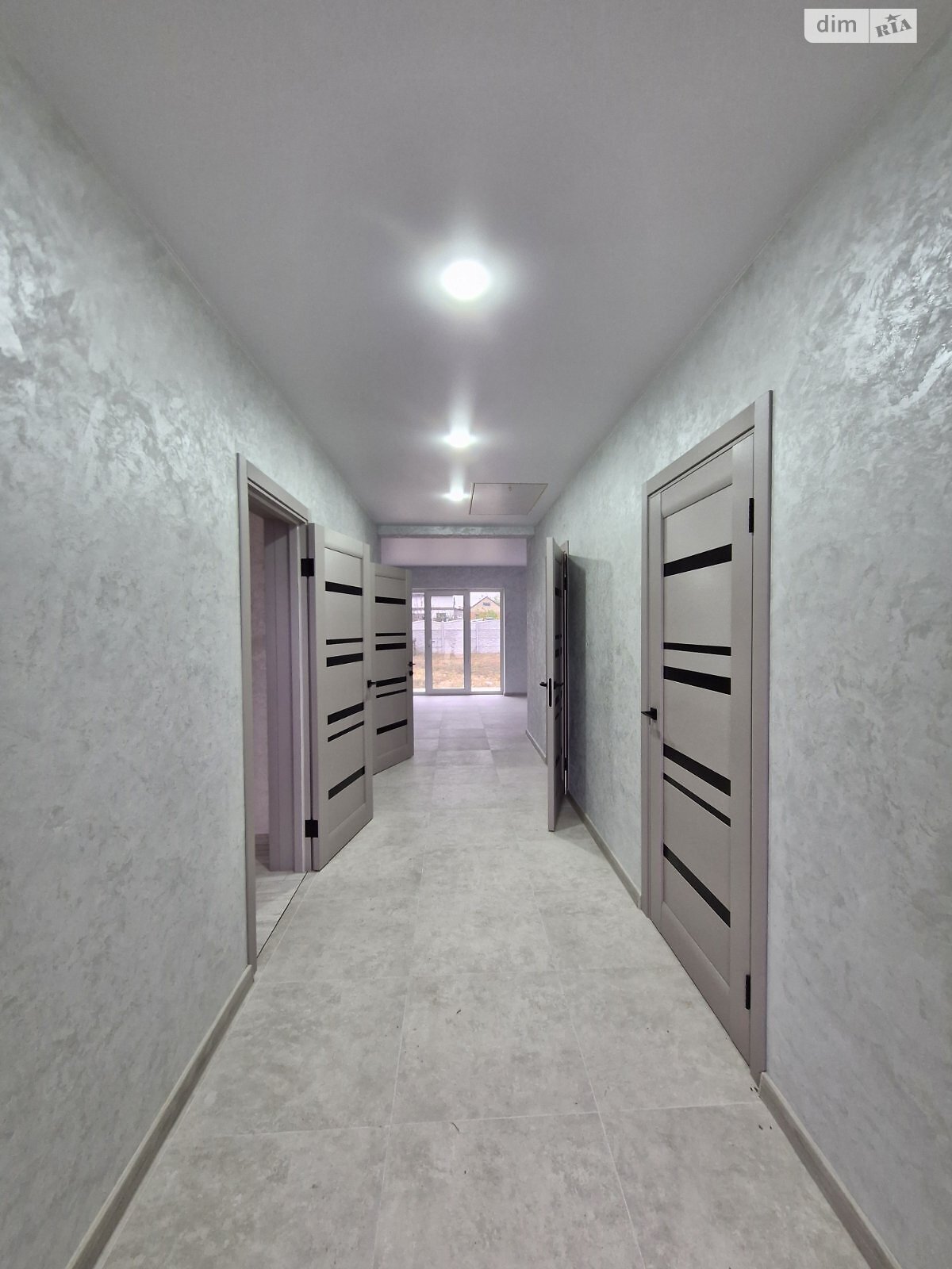 одноэтажный дом с отоплением, 85 кв. м, газобетон. Продажа в Борисполе район Борисполь фото 1 одноэтажный дом с отоплением, 85 кв. м, газобетон. Продажа в Борисполе район Борисполь фото 1