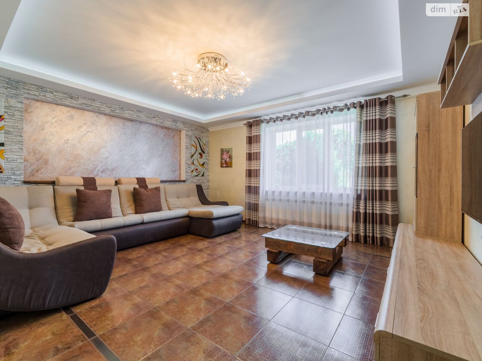 двухэтажный дом с отоплением, 180 кв. м, кирпич. Продажа в Борисполе район Борисполь фото 1 двухэтажный дом с отоплением, 180 кв. м, кирпич. Продажа в Борисполе район Борисполь фото 1