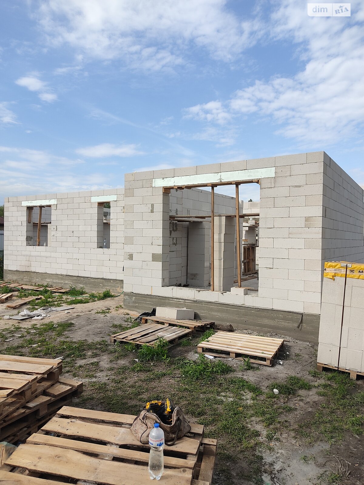 одноэтажный дом с отоплением, 144 кв. м, пеноблок. Продажа в Борисполе район Борисполь фото 1 одноэтажный дом с отоплением, 144 кв. м, пеноблок. Продажа в Борисполе район Борисполь фото 1