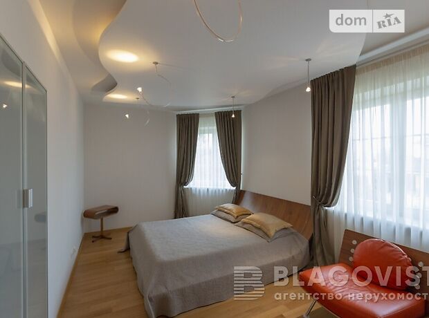 двоповерховий будинок з каміном, 370 кв. м, кирпич. Продаж в Борисполі, район Бориспіль фото 1 двоповерховий будинок з каміном, 370 кв. м, кирпич. Продаж в Борисполі, район Бориспіль фото 1