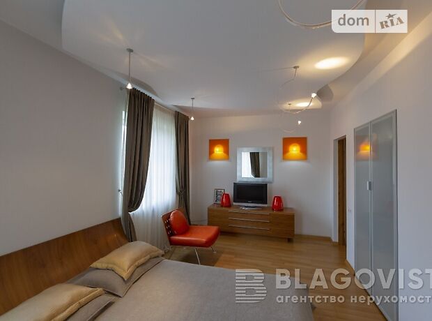 двоповерховий будинок з каміном, 370 кв. м, кирпич. Продаж в Борисполі, район Бориспіль фото 1 двоповерховий будинок з каміном, 370 кв. м, кирпич. Продаж в Борисполі, район Бориспіль фото 1