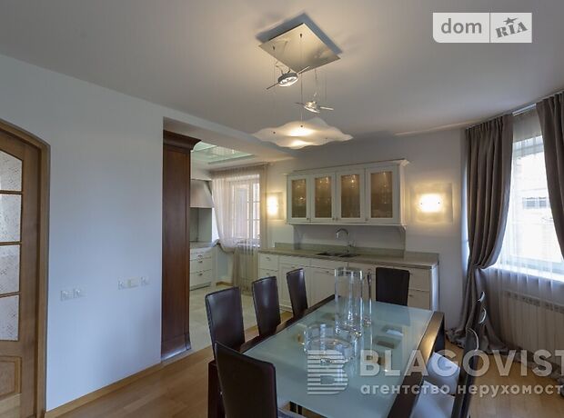 двоповерховий будинок з каміном, 370 кв. м, кирпич. Продаж в Борисполі, район Бориспіль фото 1 двоповерховий будинок з каміном, 370 кв. м, кирпич. Продаж в Борисполі, район Бориспіль фото 1
