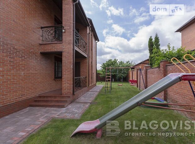 двоповерховий будинок з каміном, 370 кв. м, кирпич. Продаж в Борисполі, район Бориспіль фото 1 двоповерховий будинок з каміном, 370 кв. м, кирпич. Продаж в Борисполі, район Бориспіль фото 1
