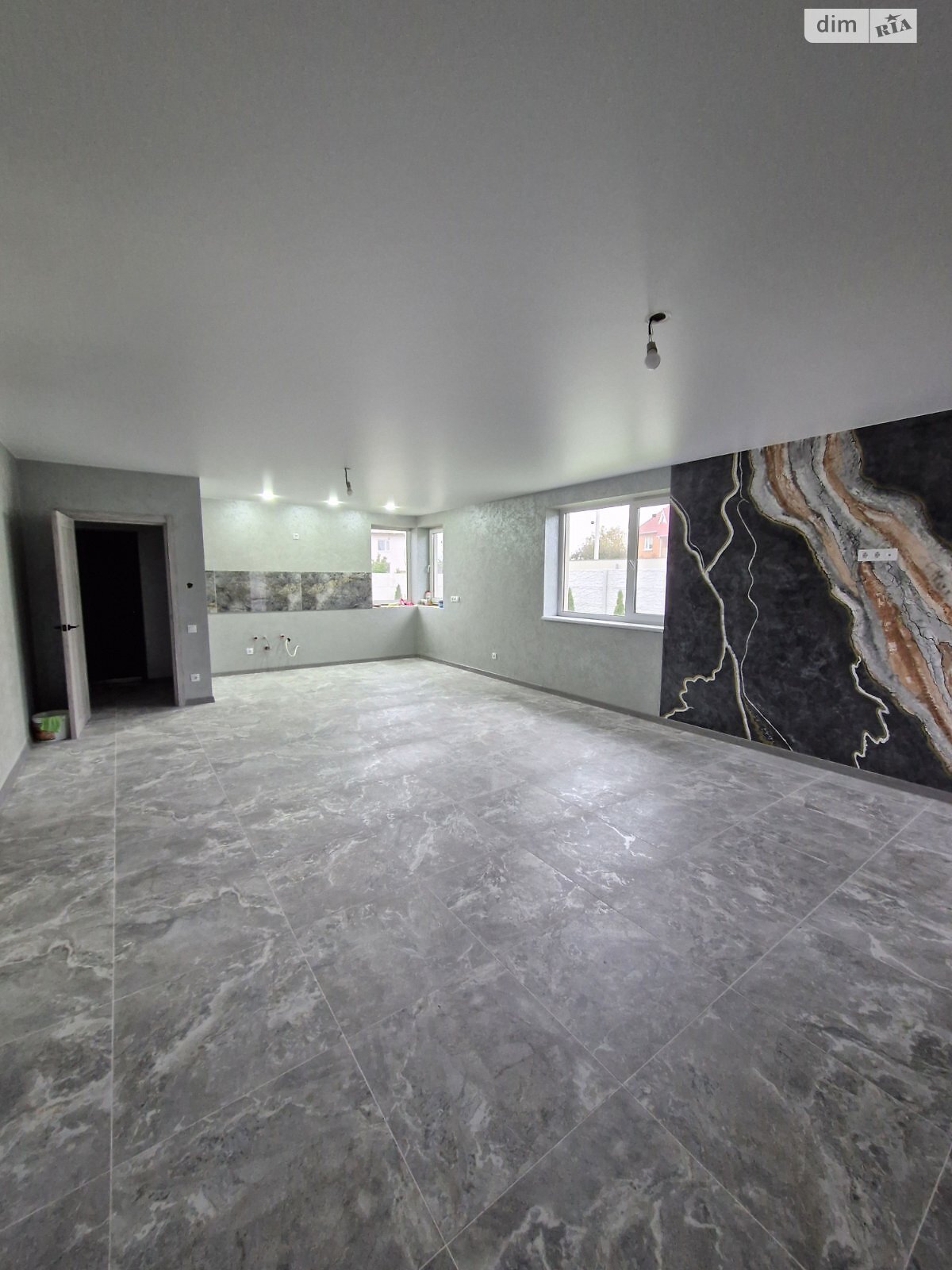 одноэтажный дом с отоплением, 140 кв. м, газобетон. Продажа в Борисполе фото 1 одноэтажный дом с отоплением, 140 кв. м, газобетон. Продажа в Борисполе фото 1