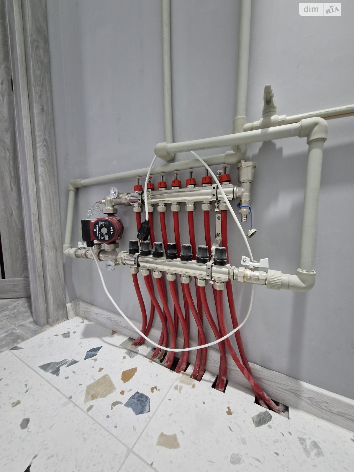 одноэтажный дом с отоплением, 140 кв. м, газобетон. Продажа в Борисполе фото 1 одноэтажный дом с отоплением, 140 кв. м, газобетон. Продажа в Борисполе фото 1