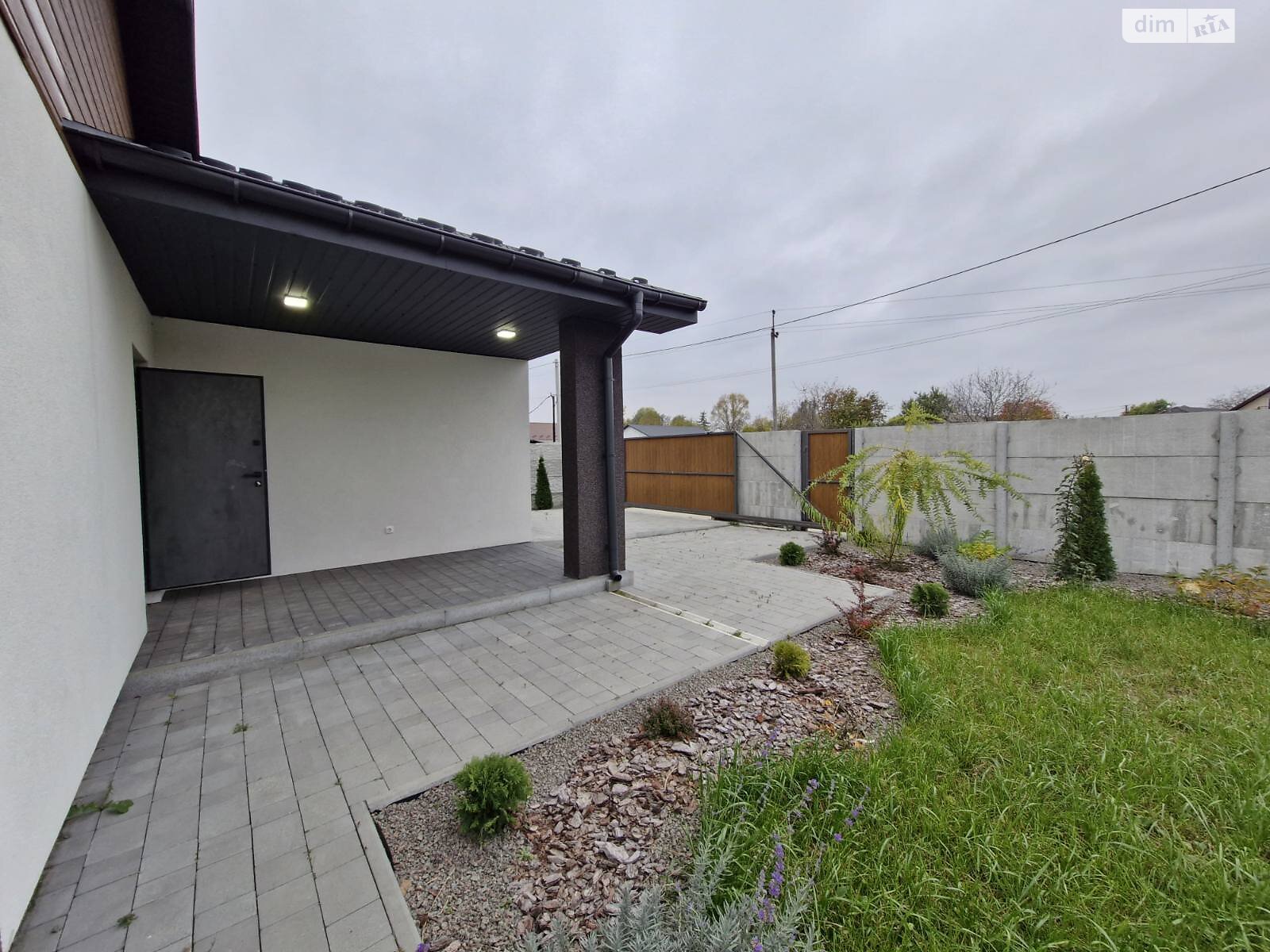 одноэтажный дом с отоплением, 140 кв. м, газобетон. Продажа в Борисполе фото 1 одноэтажный дом с отоплением, 140 кв. м, газобетон. Продажа в Борисполе фото 1