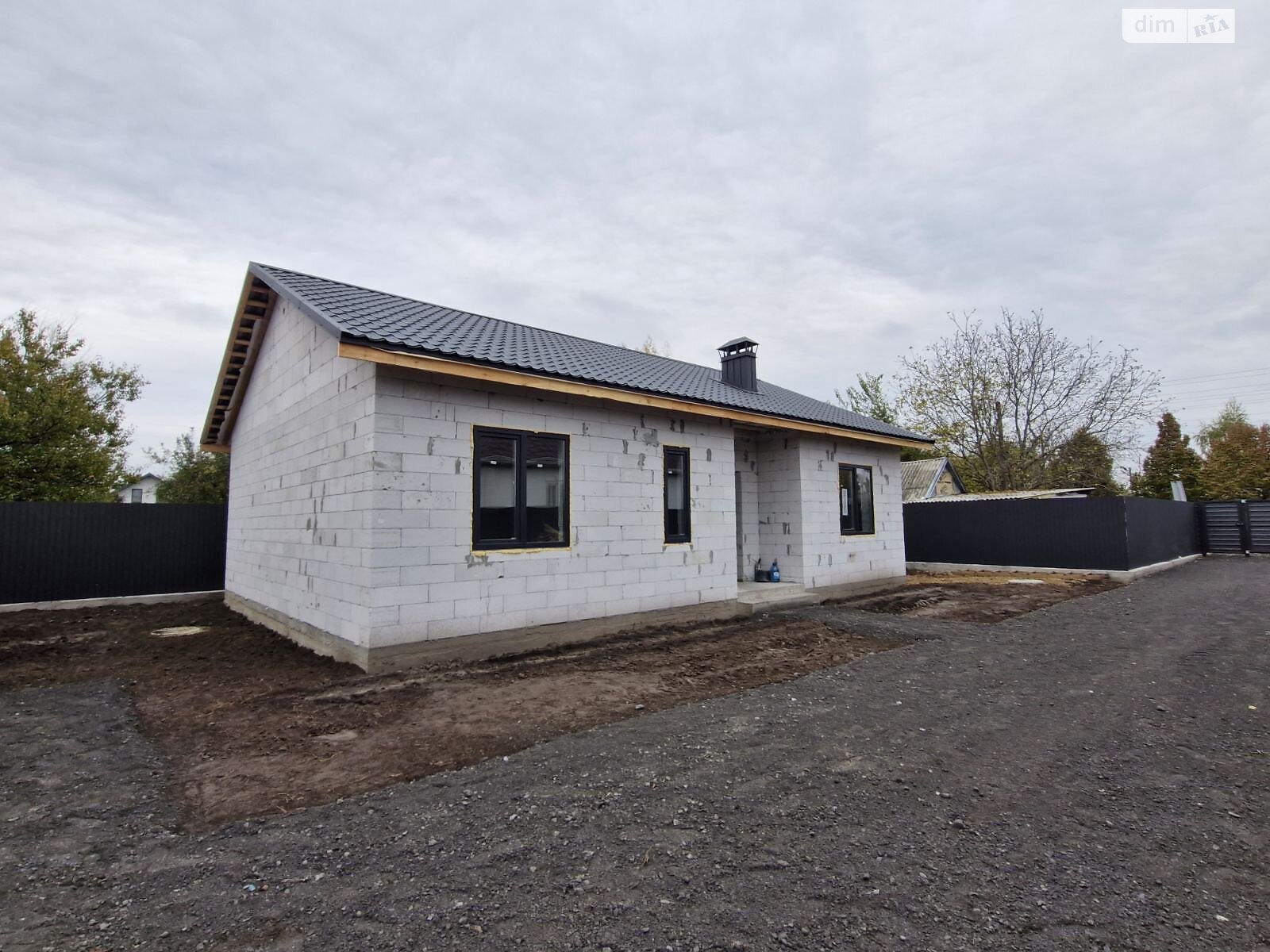 одноэтажный дом с отоплением, 85 кв. м, газобетон. Продажа в Борисполе фото 1 одноэтажный дом с отоплением, 85 кв. м, газобетон. Продажа в Борисполе фото 1