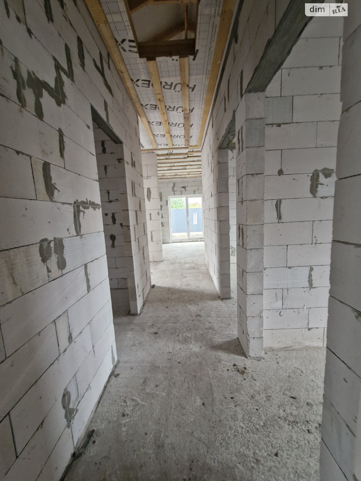 одноэтажный дом с отоплением, 85 кв. м, газобетон. Продажа в Борисполе фото 1 одноэтажный дом с отоплением, 85 кв. м, газобетон. Продажа в Борисполе фото 1