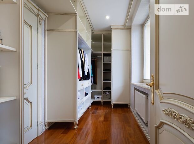 трехэтажный дом с камином, 888 кв. м, кирпич. Продажа в Гнедине (Киевская обл.) фото 1 трехэтажный дом с камином, 888 кв. м, кирпич. Продажа в Гнедине (Киевская обл.) фото 1